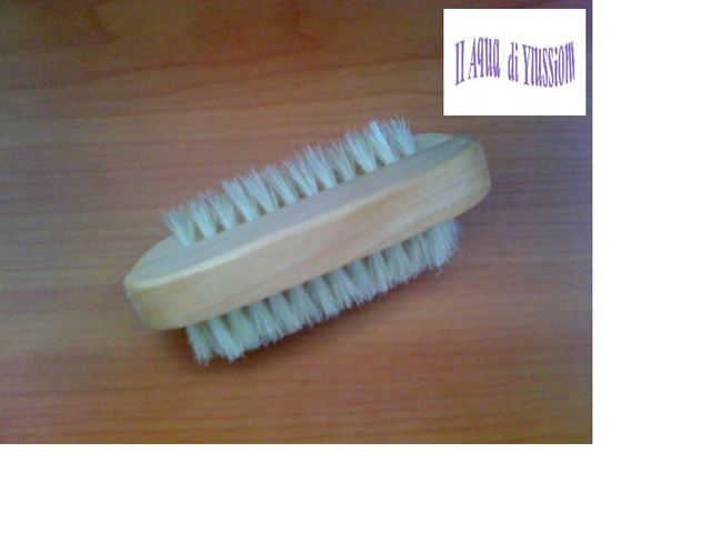 Cepillo para uñas manicure